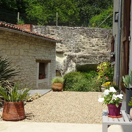 Le Clos Des Champis 3* Scorbé-Clairvaux